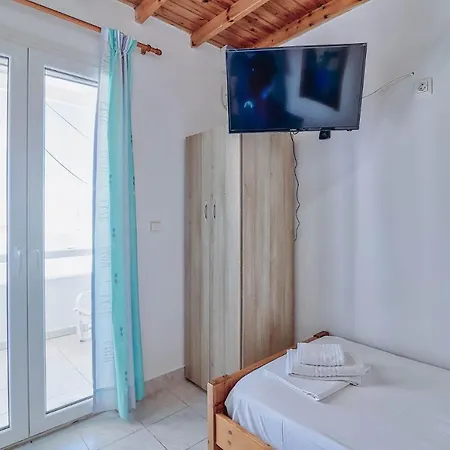 Pavlos Place Ξενοδοχείο Αντίπαρος